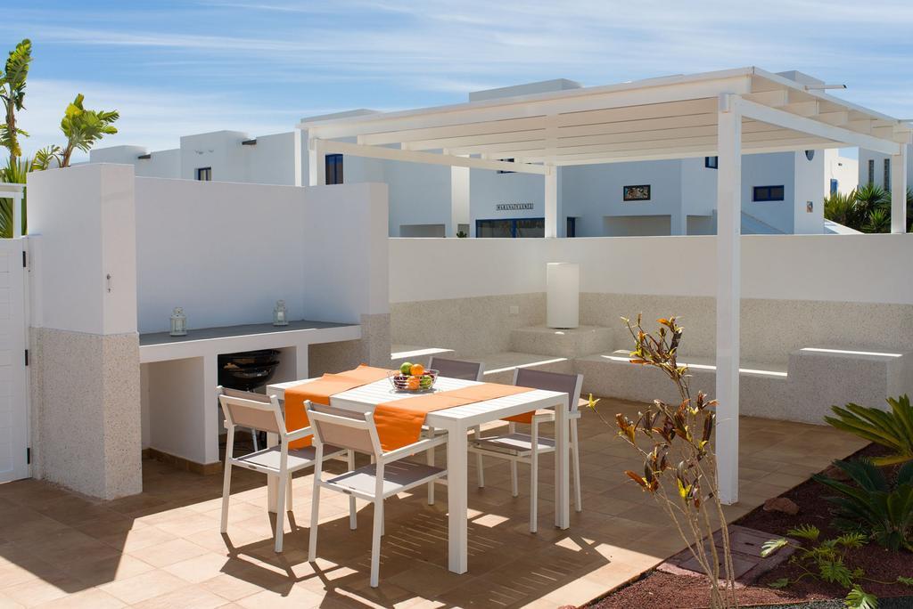 Villas De La Marina Playa Blanca  Esterno foto